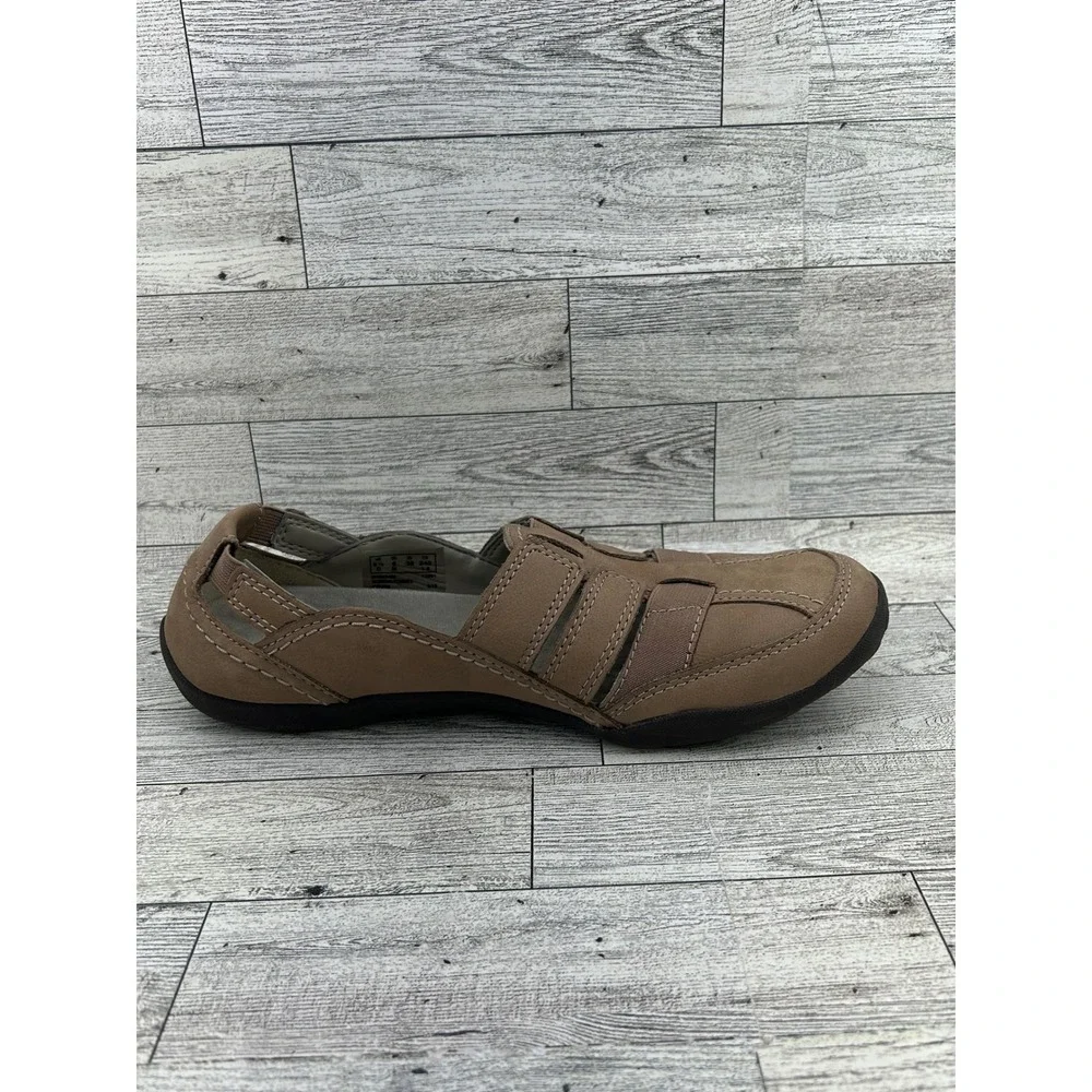 Clarks Women's Taupe Leather Elastic‎ Strap Comfort Loafer Shoes Size 8